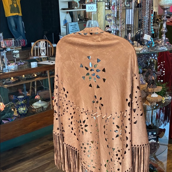 Fringed Tan Poncho - Picture 3 of 3